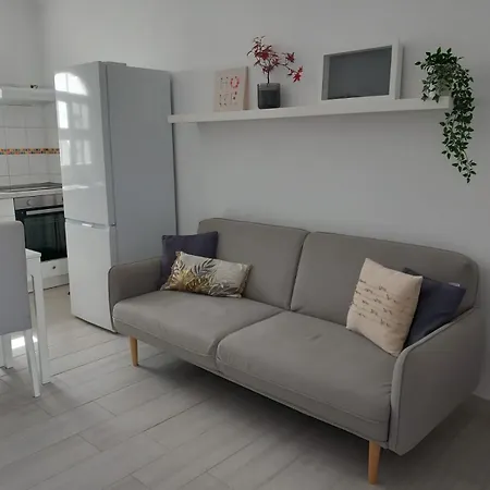 Апартаменты Playa Honda Holiday Home