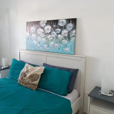 Playa Honda Holiday Home Апартаменты *